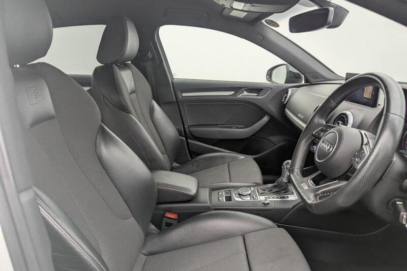 Audi A3 view 3