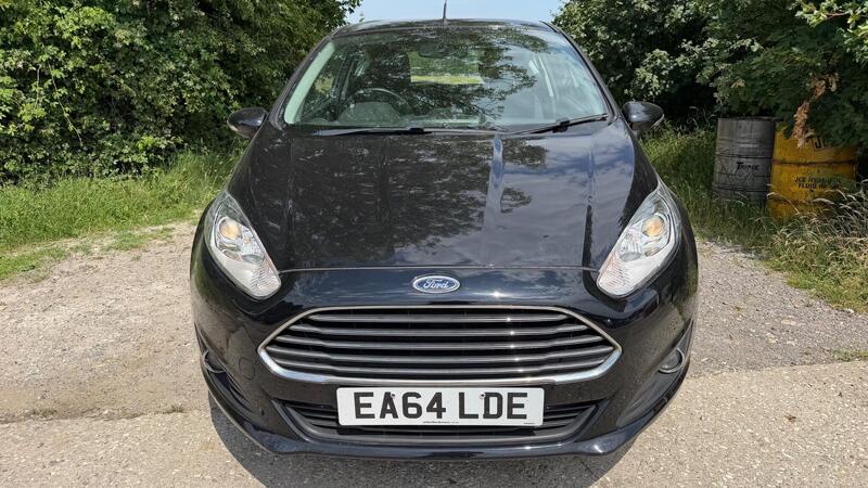2014 Ford Fiesta — photo 2