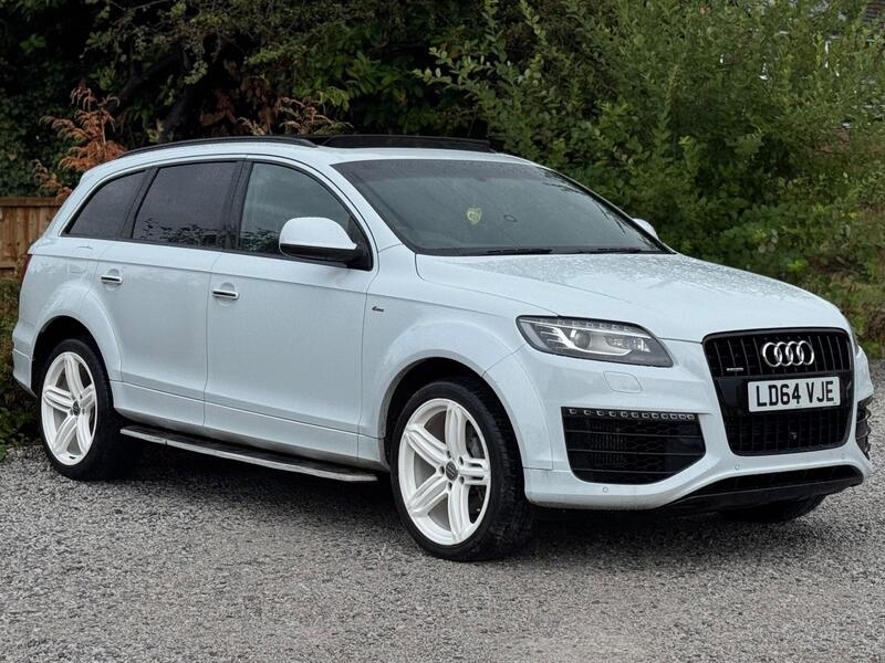 Audi Audi Q7 view 3