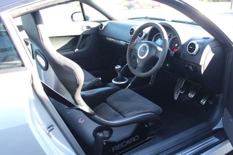Audi TT view 6