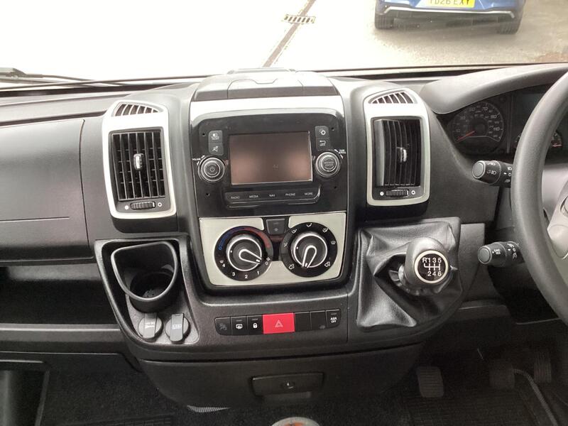 Elddis Autoquest CV40 — image 32