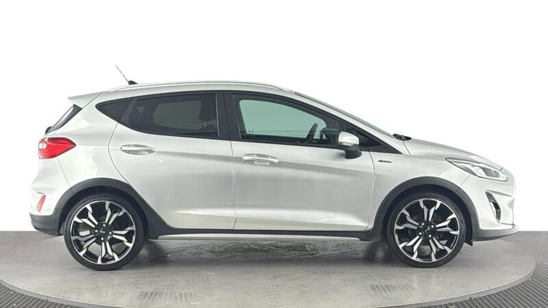 Ford Fiesta view 3