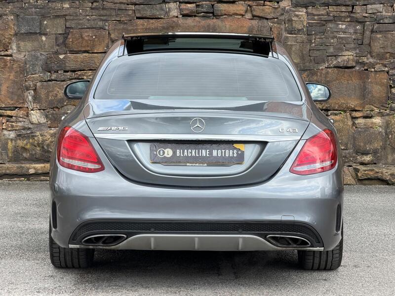 Mercedes-Benz C-Class view 6
