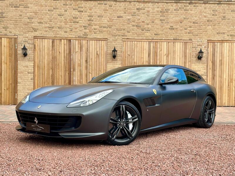 Ferrari Gtc4lusso view 6