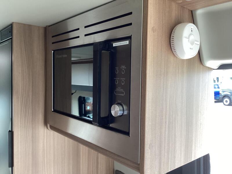 Auto-Trail V-Line 636 Sport — image 17