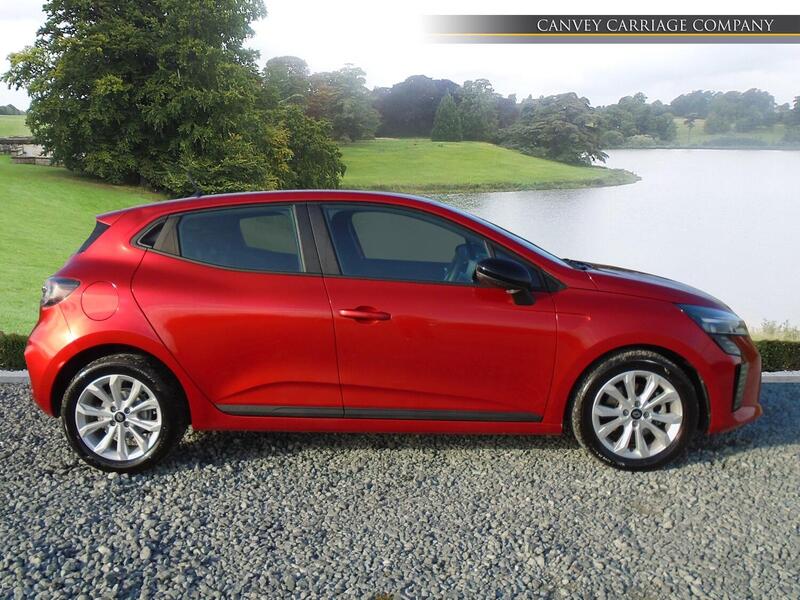 Renault Clio view 5