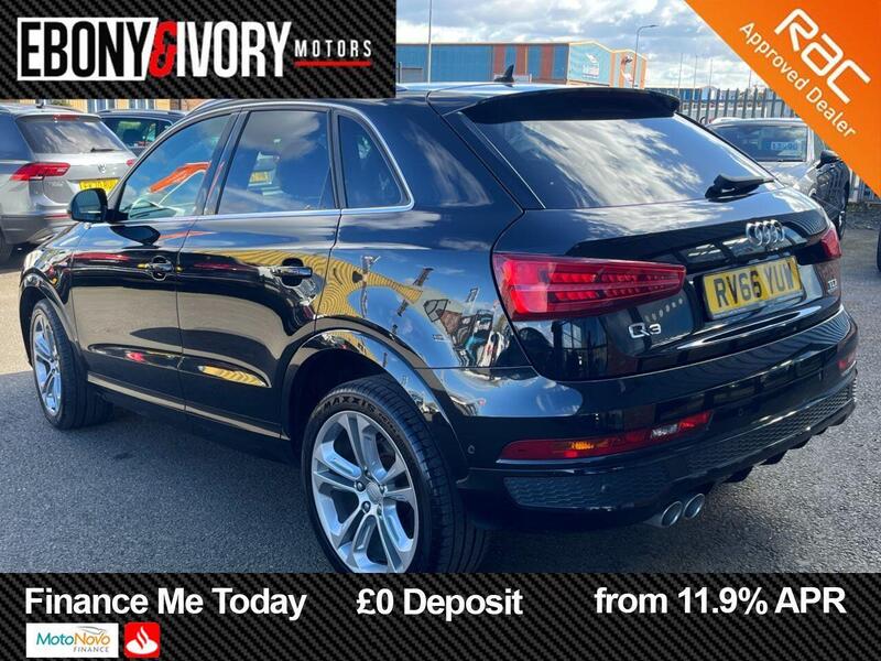 Audi Audi Q3 view 3