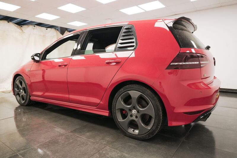 Volkswagen Golf view 6