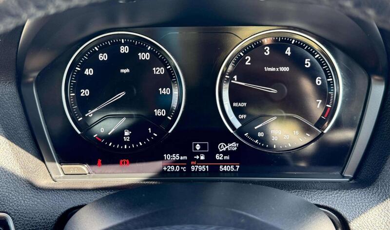 BMW 1 Series view 5