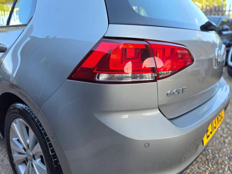 Volkswagen Golf 1.4 TSI BlueMotion Tech SE DSG Euro 5 (s/s) 5dr thumbnail 12