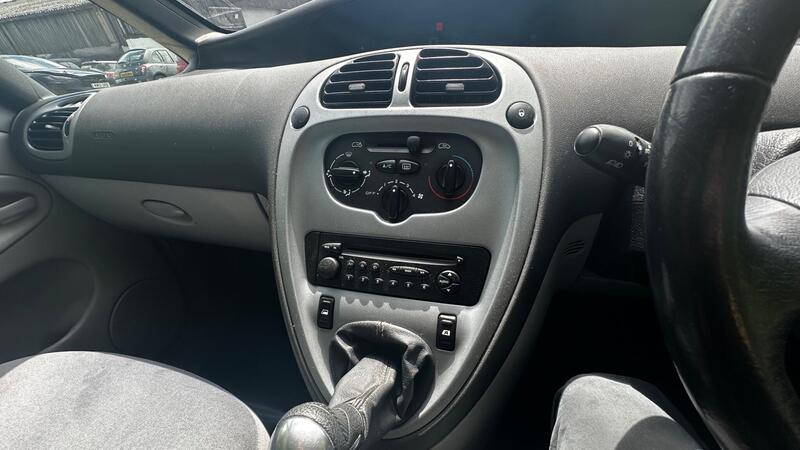 2007 Citroen Xsara Picasso — photo 9