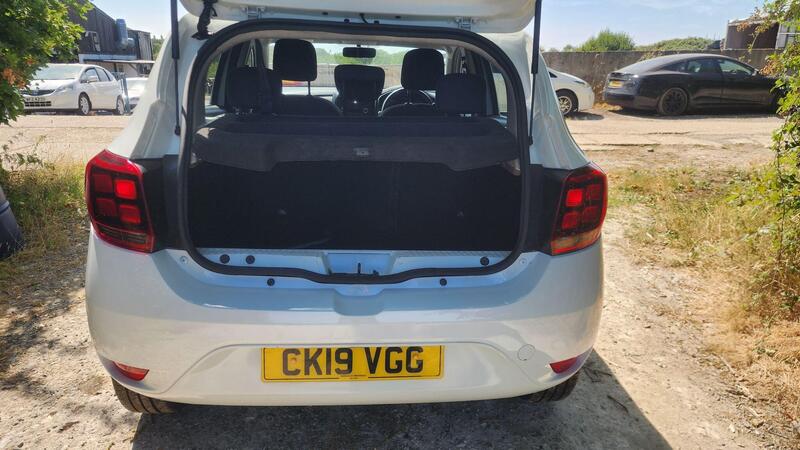 2019 Dacia Sandero — photo 16