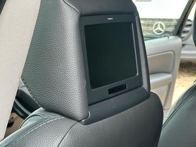 Volvo XC90 view 13