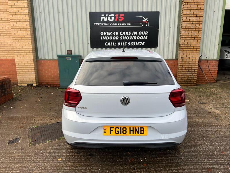 Volkswagen Polo view 4