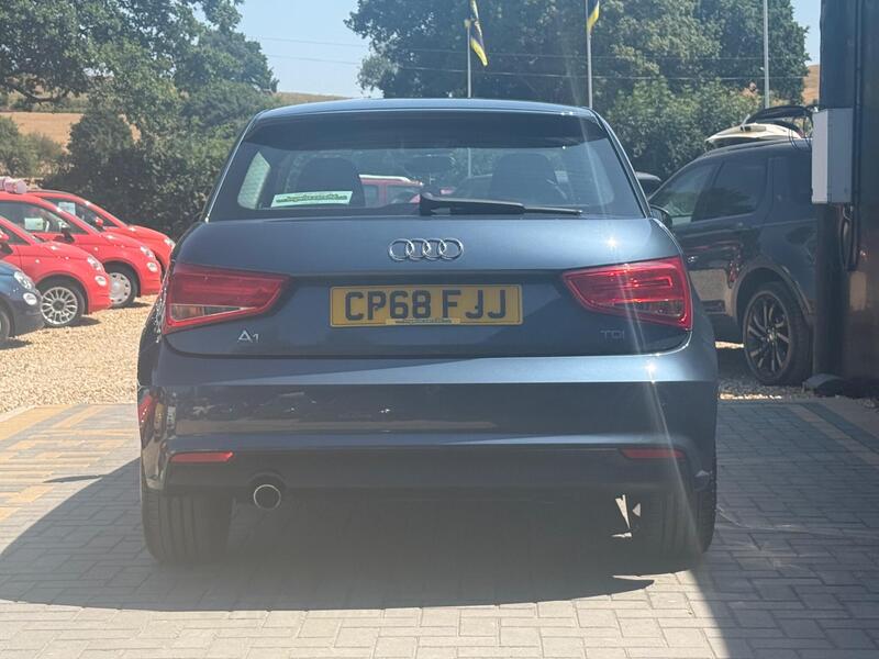 Audi A1 view 4