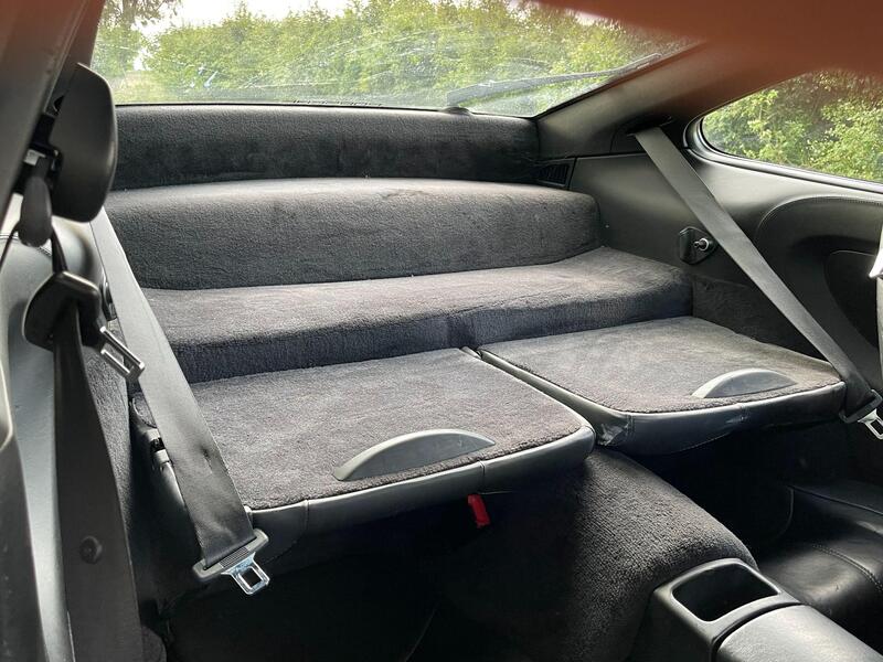 Porsche 911 view 30
