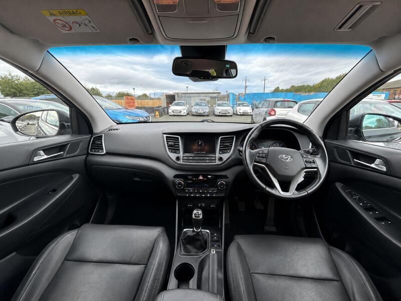 Hyundai Tucson view 2