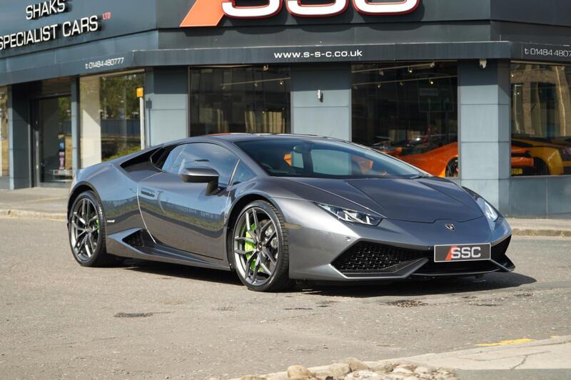 Lamborghini Huracan view 4