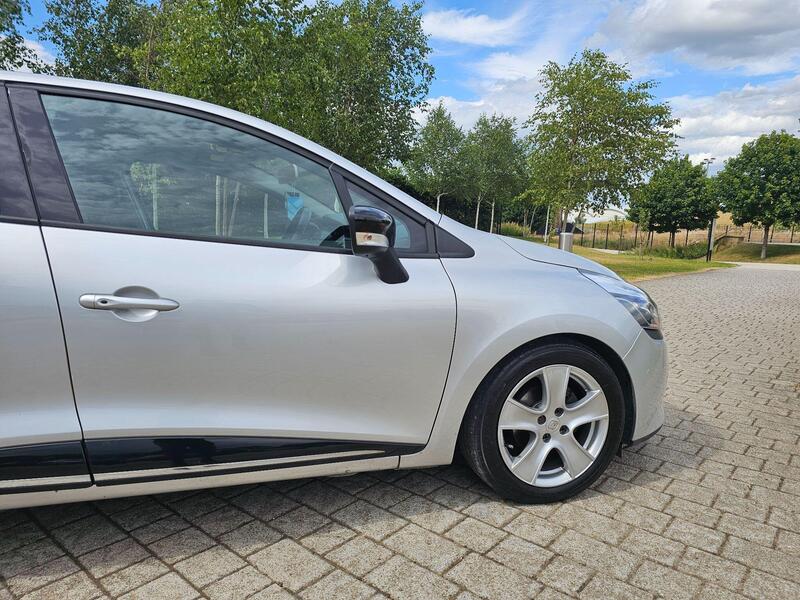 Renault Clio view 7