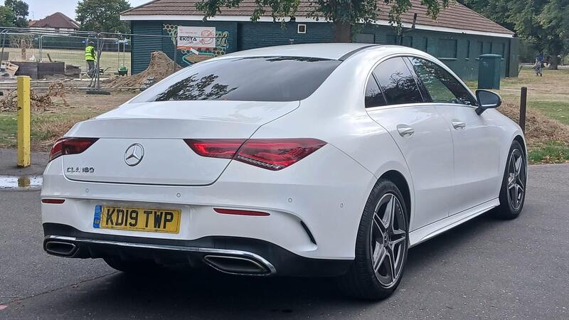 Mercedes-Benz Cla view 3