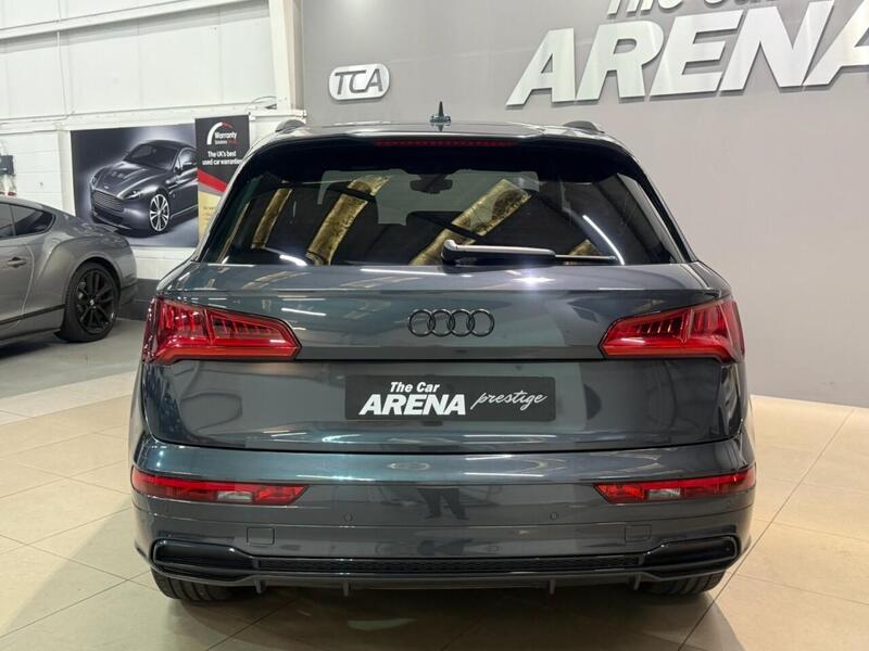 Audi Q5 view 7