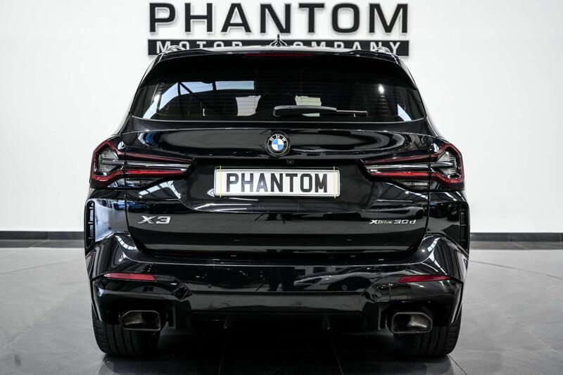BMW X3 view 4