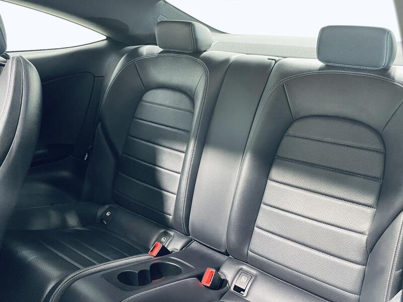 Mercedes-Benz C-Class view 6