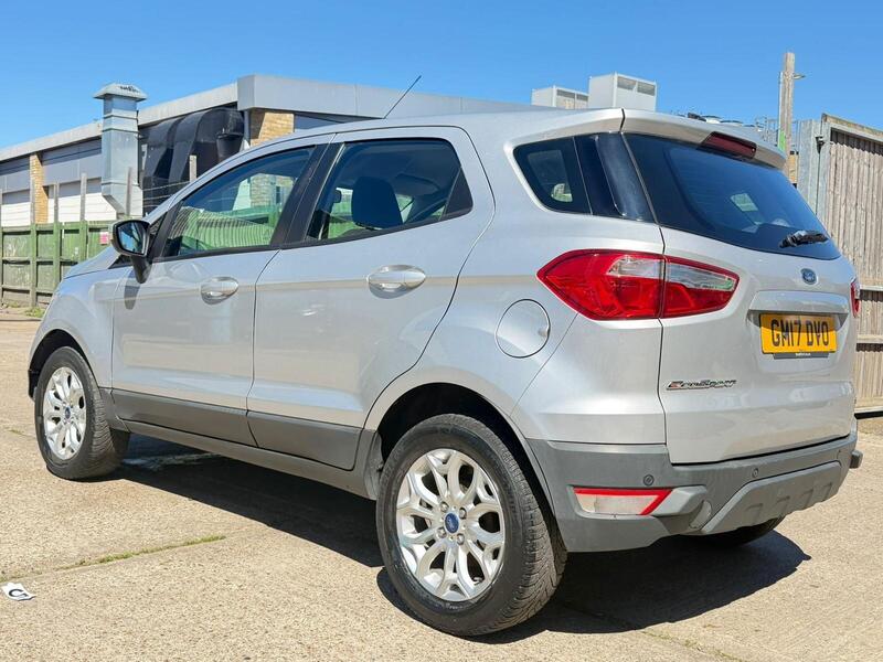 Ford Ecosport view 5