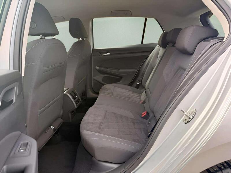 Volkswagen Golf view 6