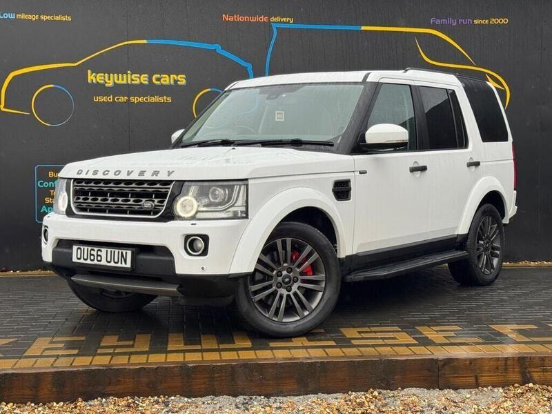 2016 Land Rover Discovery in White for sale