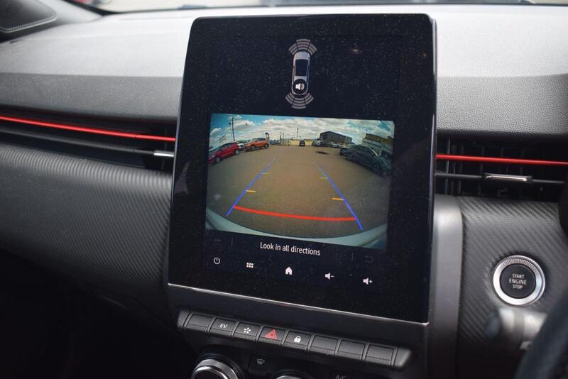 Renault Clio view 4