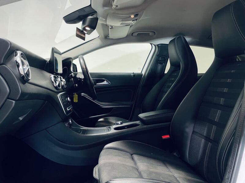 Mercedes-Benz Gla view 5