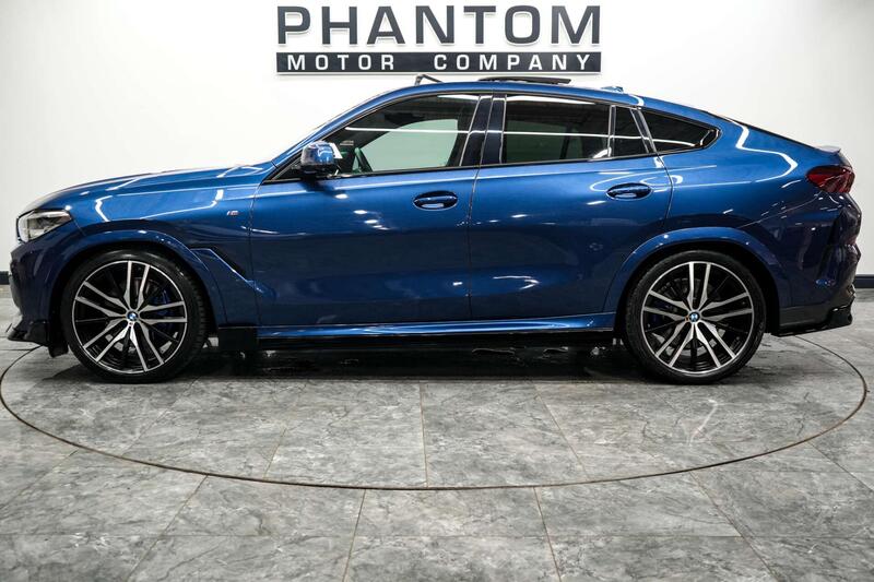 BMW X6 view 3