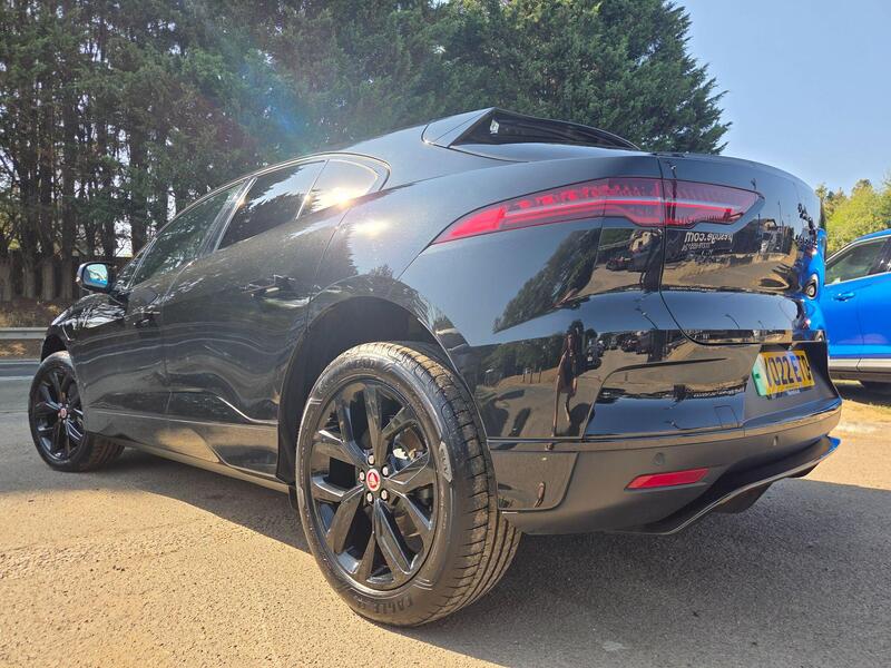 Jaguar I-Pace view 2