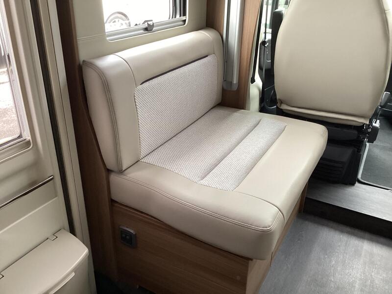 Auto-Trail Imala 736 G — image 11