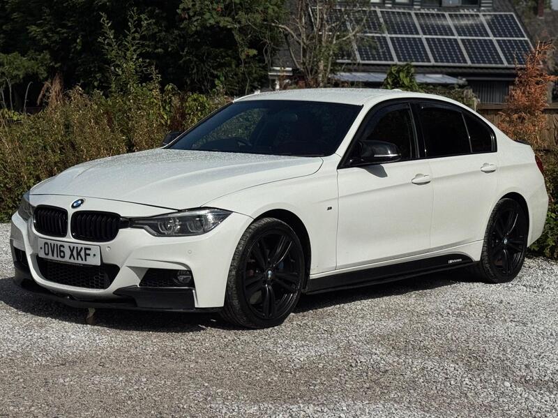 BMW 3 Series view 5