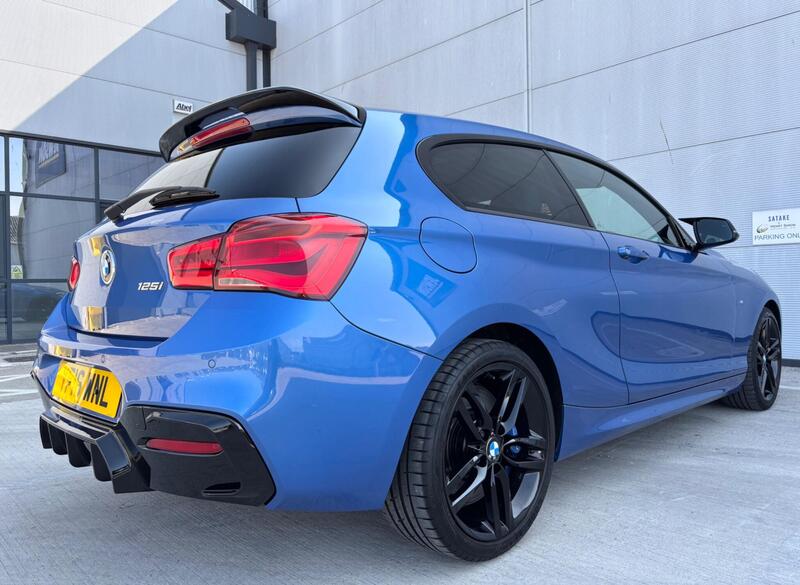 BMW 1 Series view 7