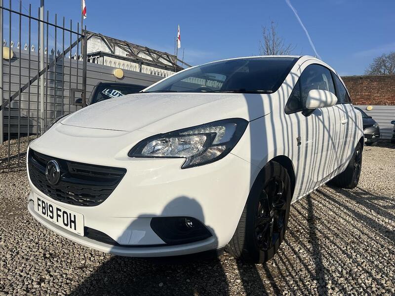 Vauxhall Corsa view 3