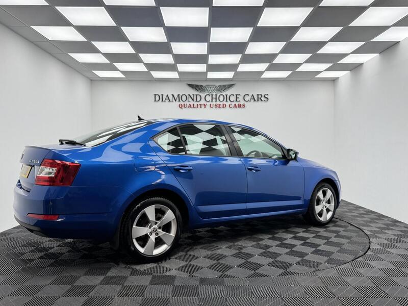 Skoda Octavia view 6