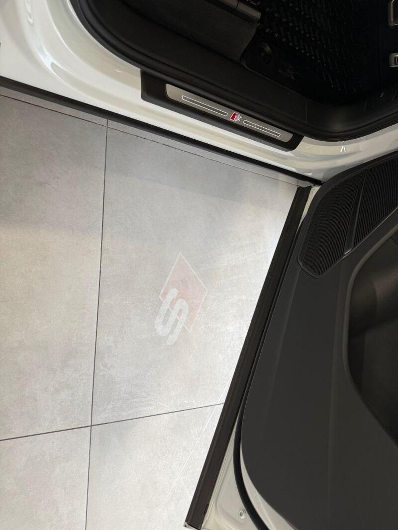Audi SQ7 view 79