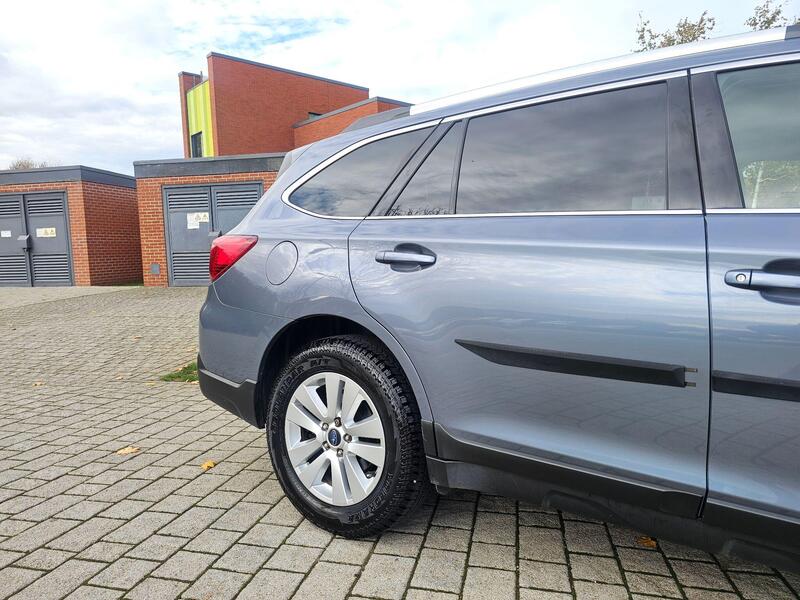 Subaru Outback view 5