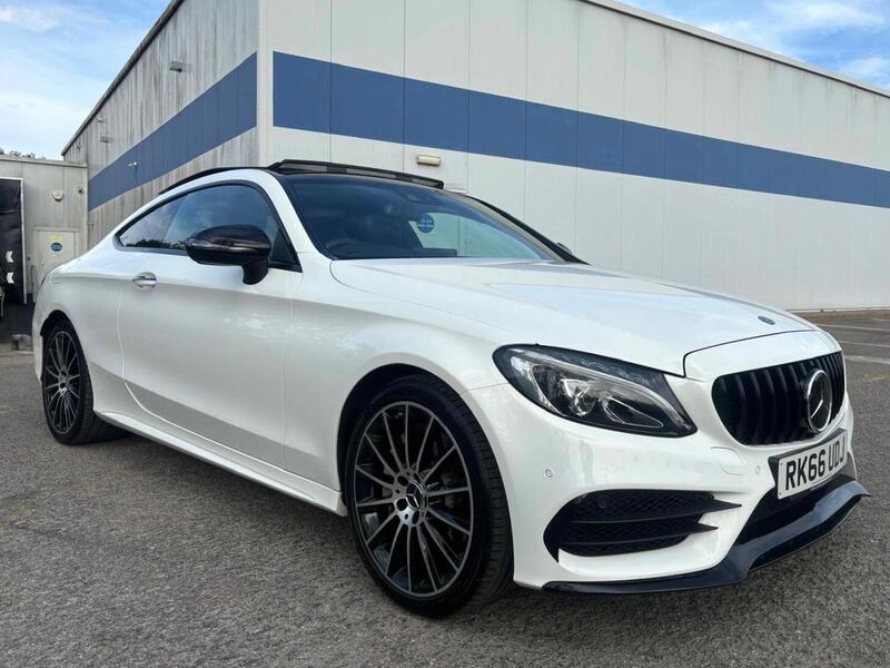Mercedes-Benz C-Class view 4
