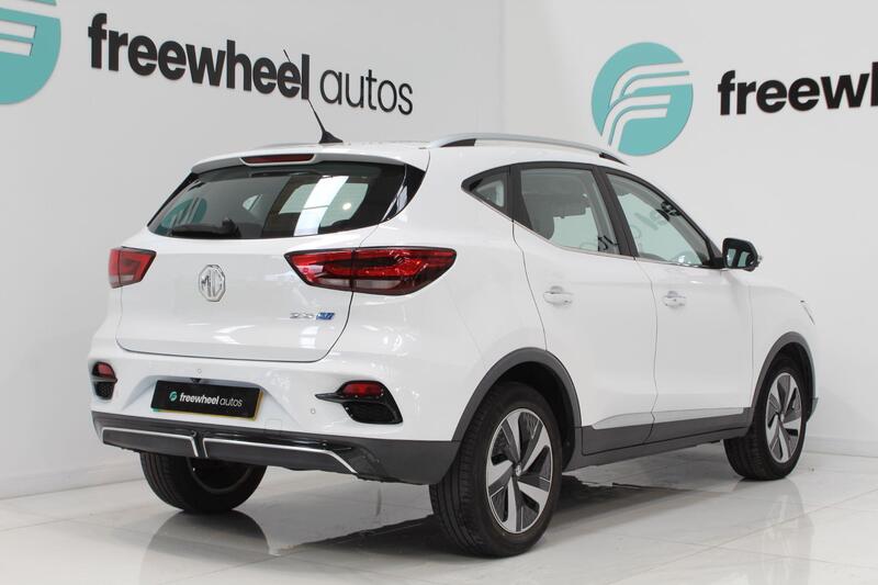 2022 MG MG ZS in White — image 10 of 70