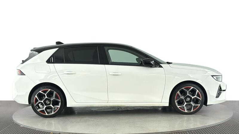 Vauxhall Astra view 3