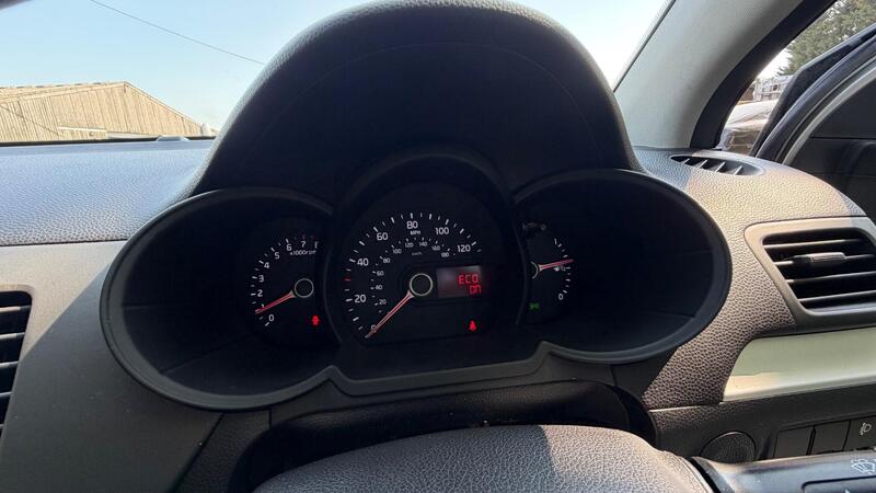 2013 Kia Picanto — photo 17