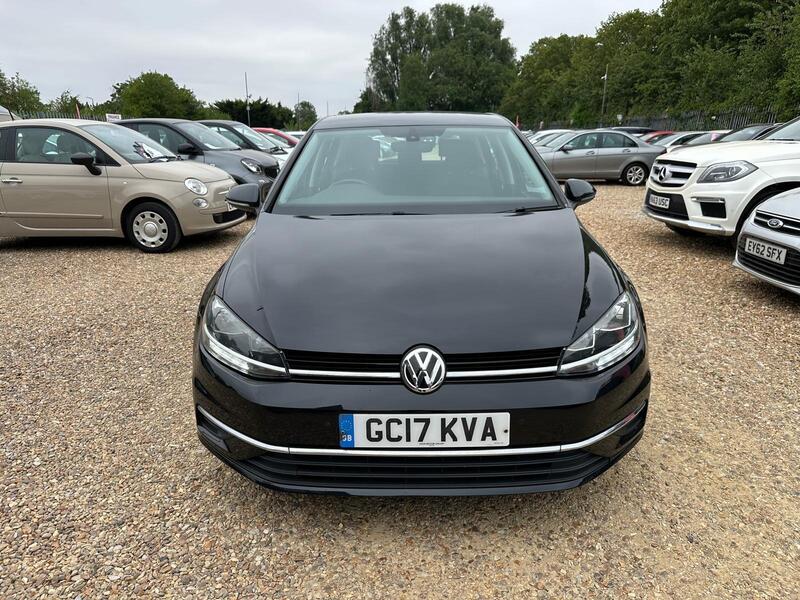 Volkswagen Golf view 2