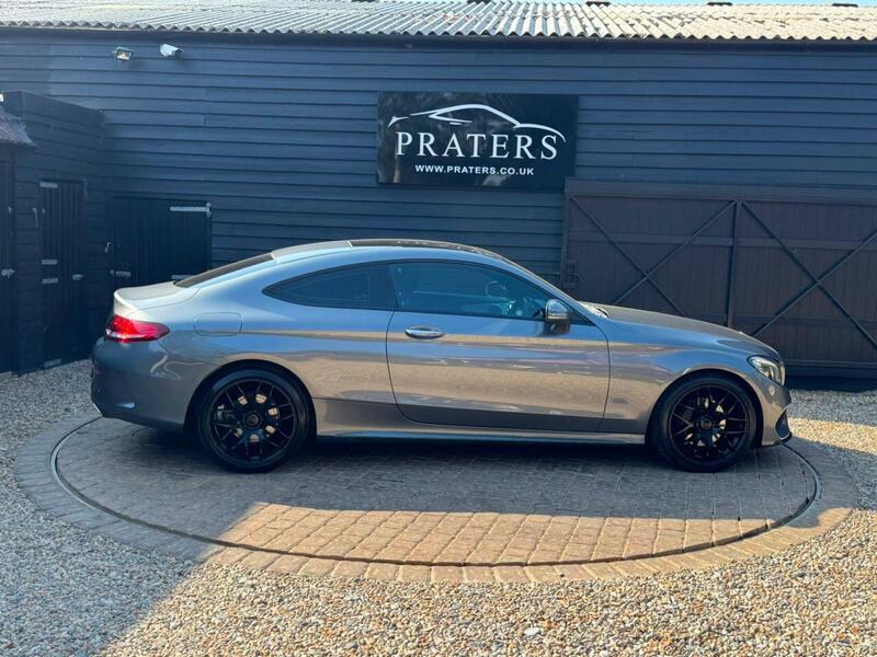 Mercedes-Benz C Class view 4
