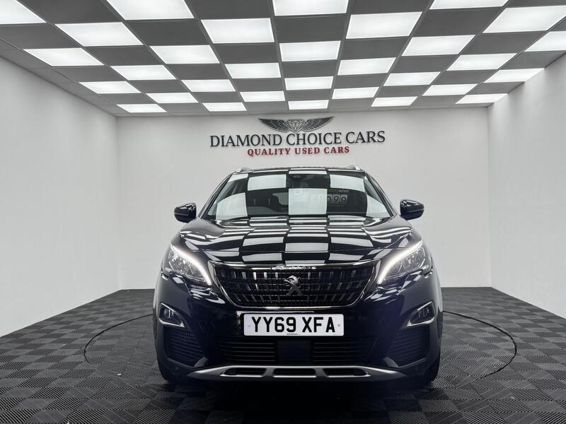 Peugeot 3008 view 2
