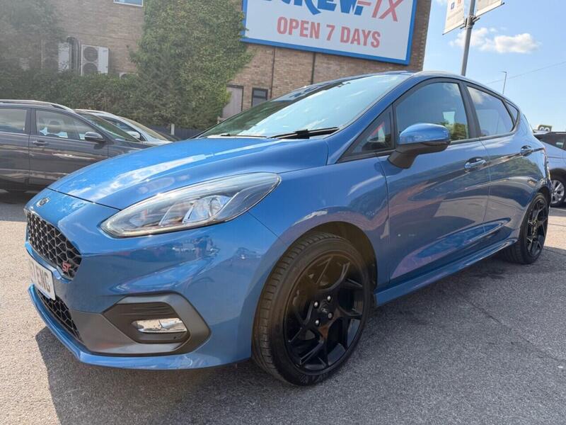 Ford Fiesta view 5