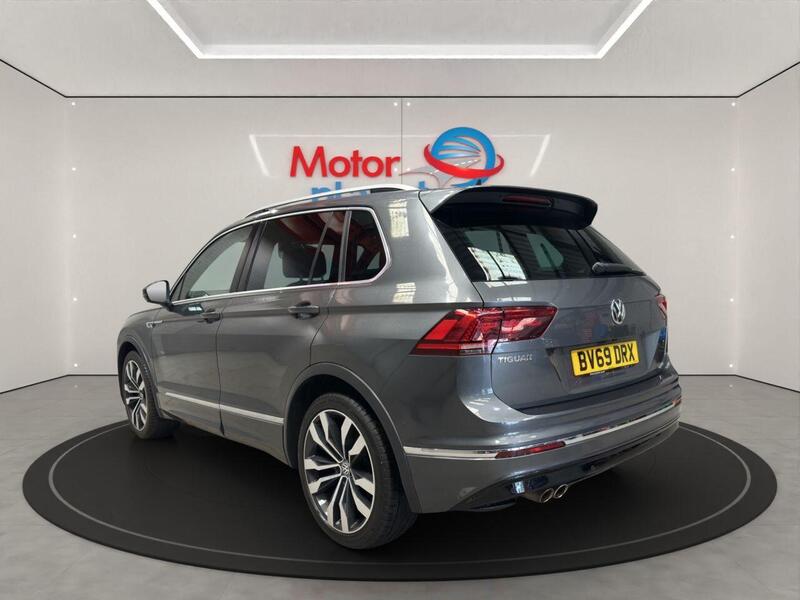 Volkswagen Tiguan view 6